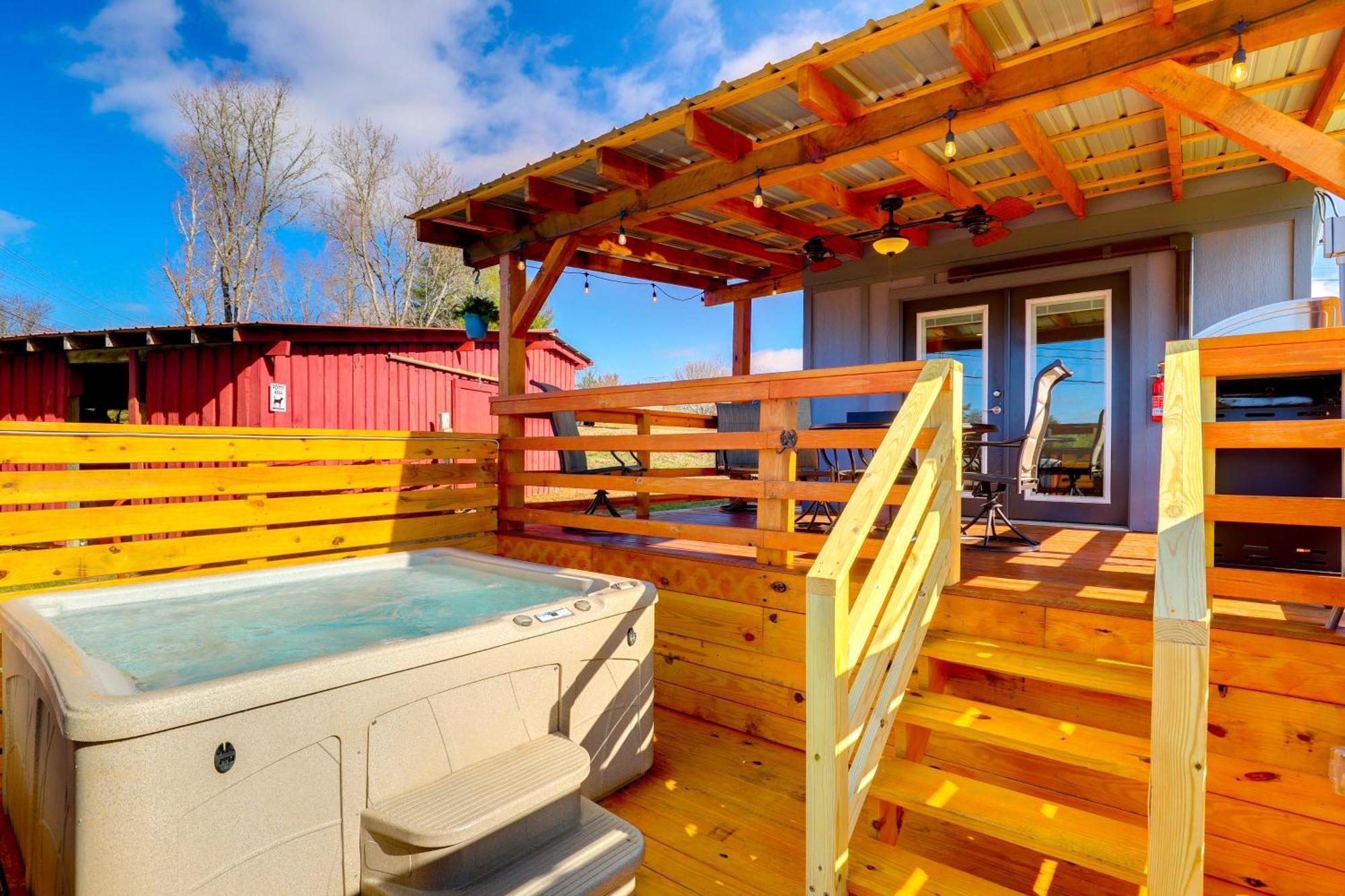 Marshall Studio With Loft, Hot Tub And Views! Zewnętrze zdjęcie