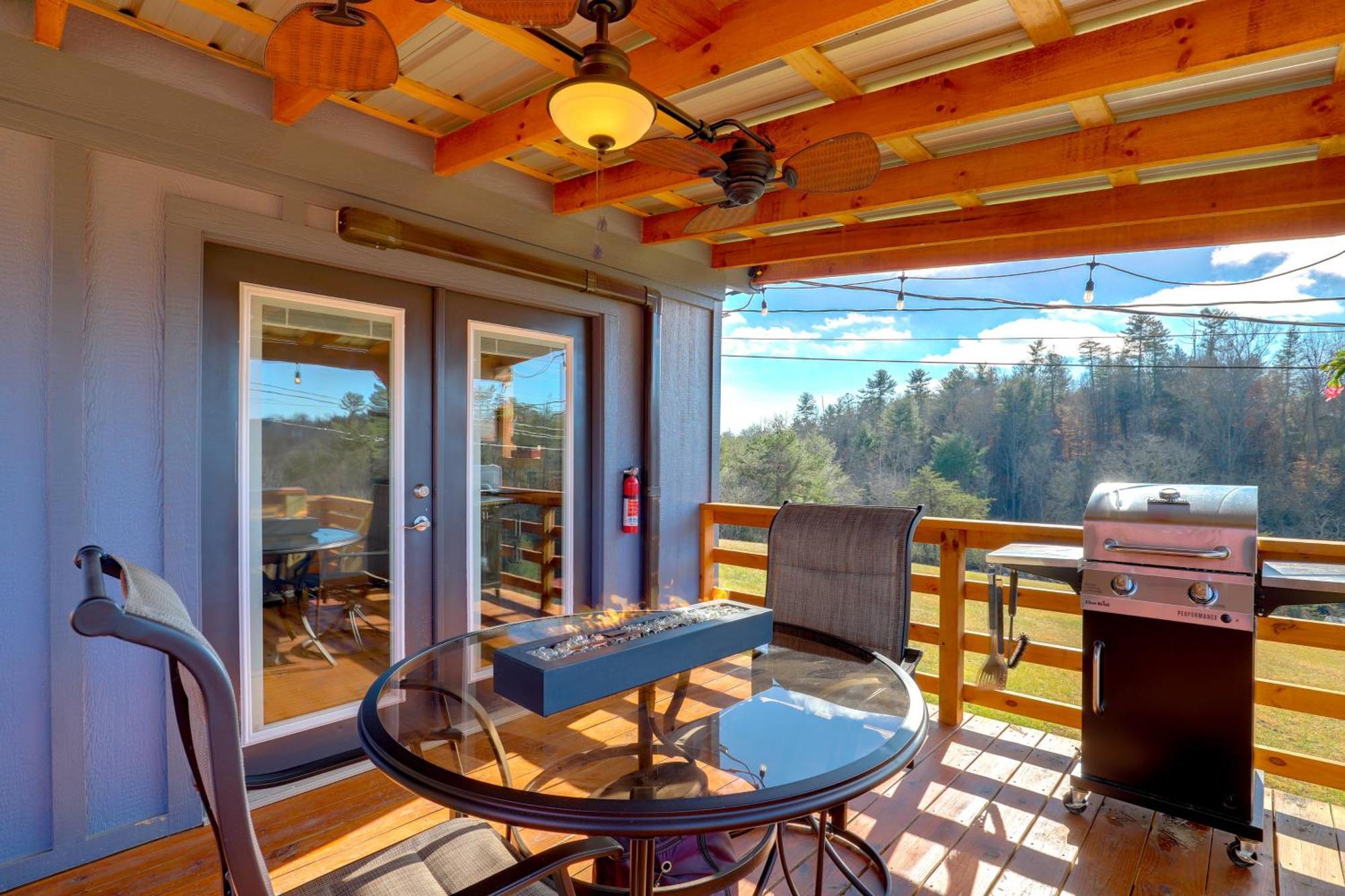Marshall Studio With Loft, Hot Tub And Views! Zewnętrze zdjęcie
